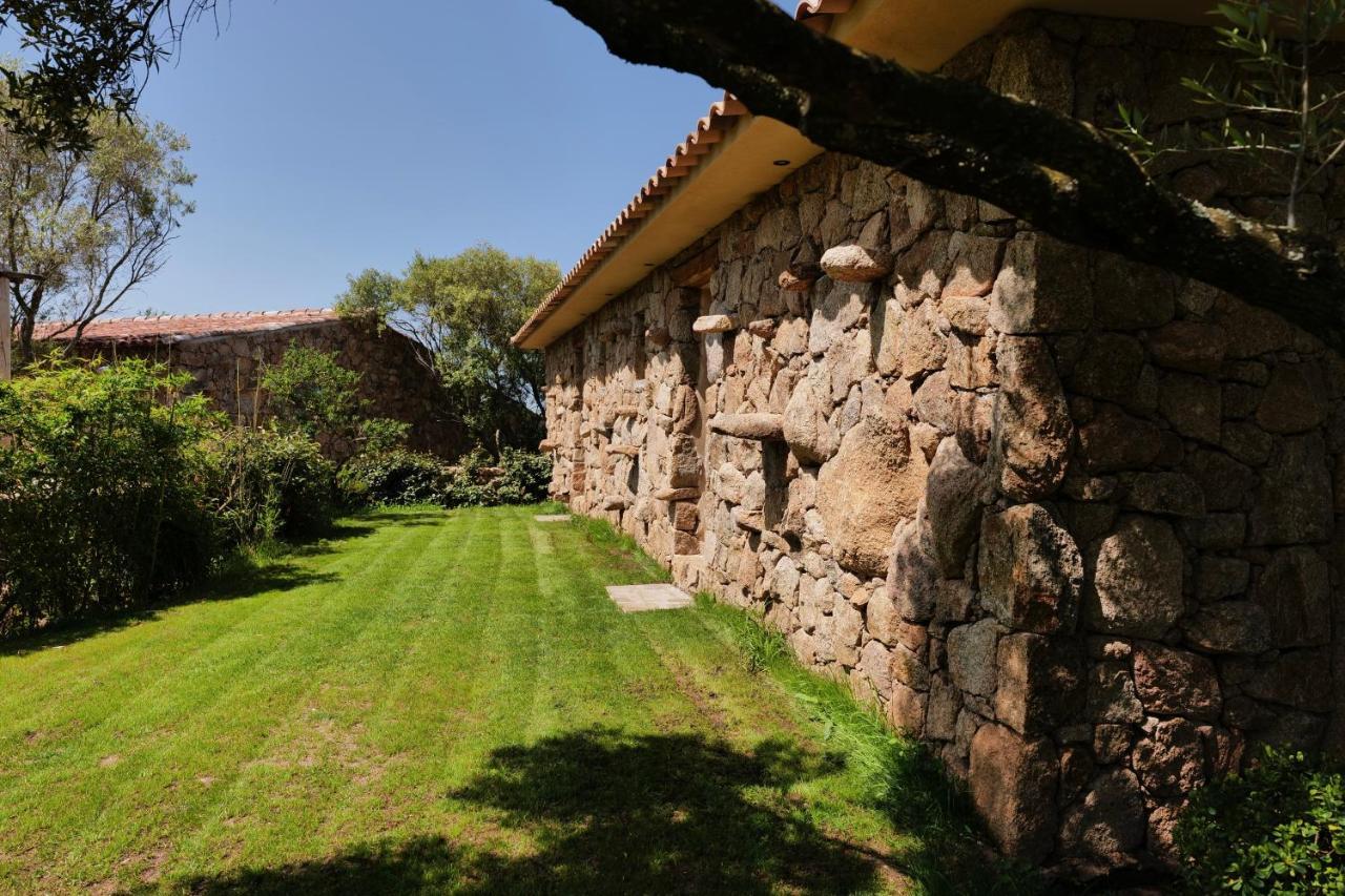Domaine Pozzo Di Mastri Hotel & Spa Figari  Exterior photo