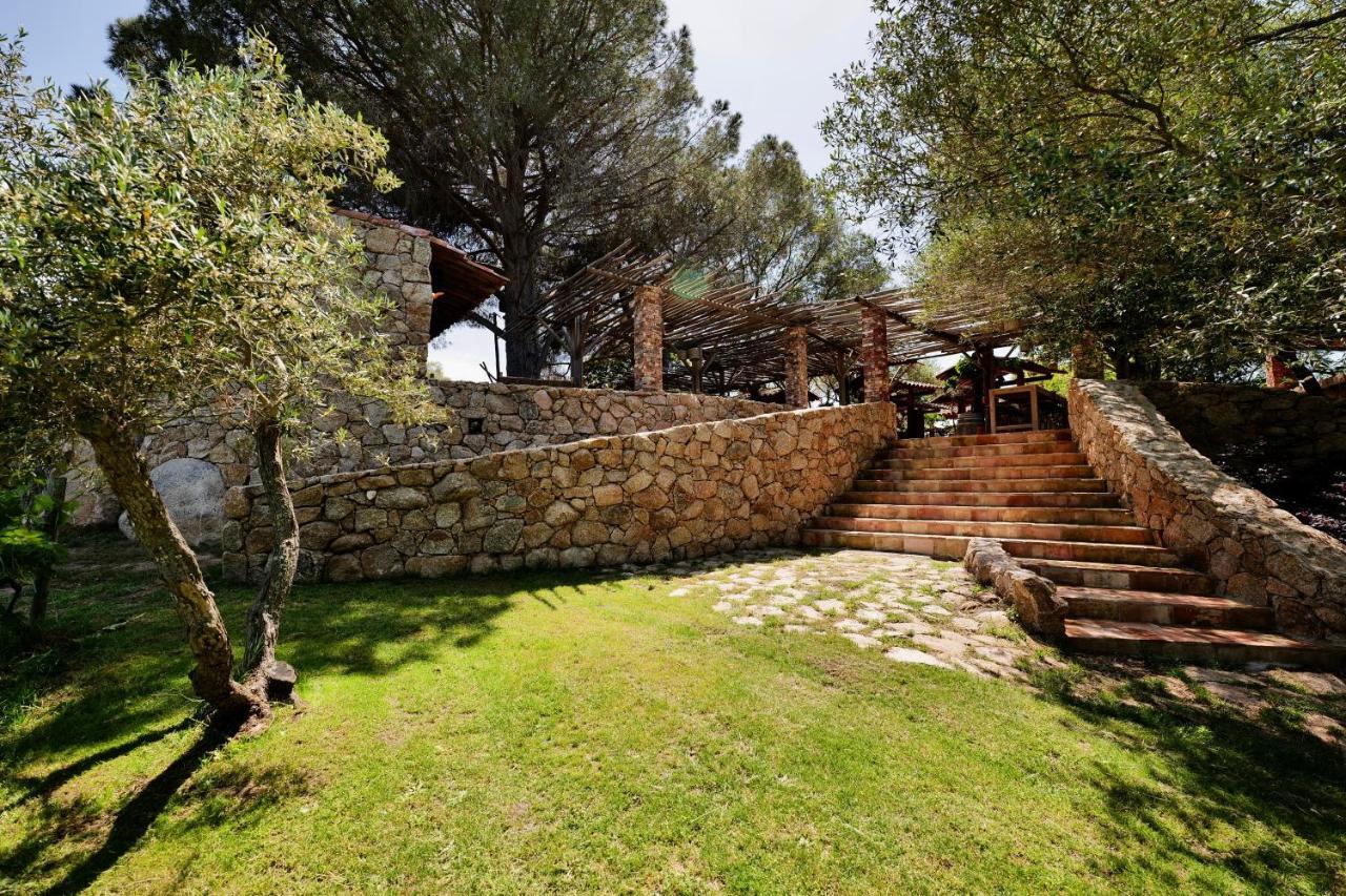 Domaine Pozzo Di Mastri Hotel & Spa Figari  Exterior photo
