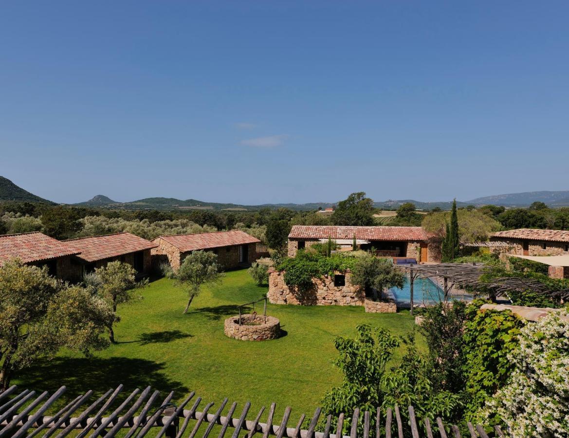 Domaine Pozzo Di Mastri Hotel & Spa Figari  Exterior photo